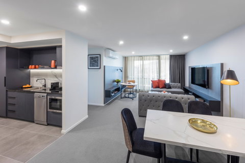 Deco Hotel Canberra - Coogee Beach Accommodation 7