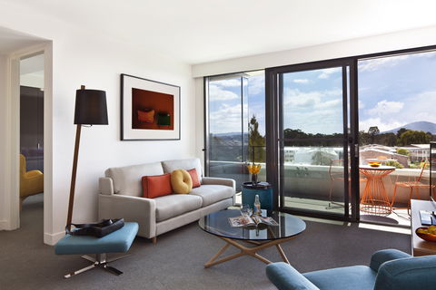 East Hotel + Apartments - Coogee Beach Accommodation 2