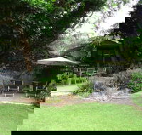 Edge of the Forest Motel and Cottage - Coogee Beach Accommodation