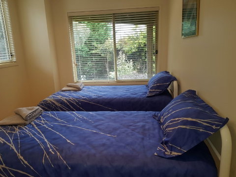 Ellie's Hide-Away At Malua Bay - Coogee Beach Accommodation 7