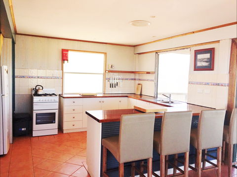 Fowlers Bay Beach House - Coogee Beach Accommodation 5