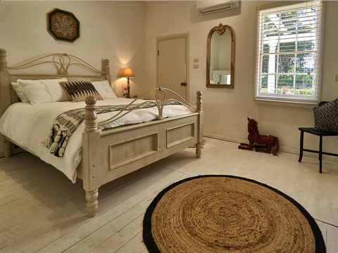 Glenellyn House - Servants Quarters - Coogee Beach Accommodation 4