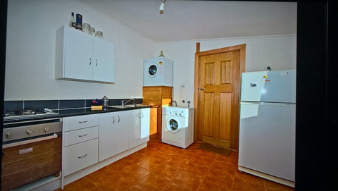 Hilltop Barn At Swan Bay - Coogee Beach Accommodation 5