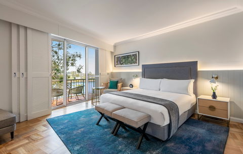 InterContinental Sanctuary Cove Resort - Coogee Beach Accommodation 4