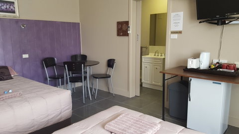 Meeniyan Motel And Bike Hire - Coogee Beach Accommodation 6