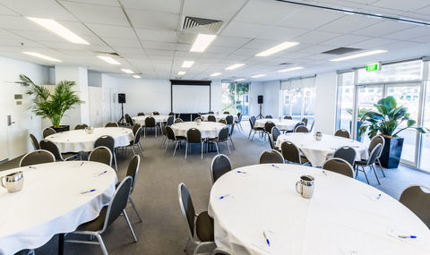 Pacific Suites Canberra - Coogee Beach Accommodation 8