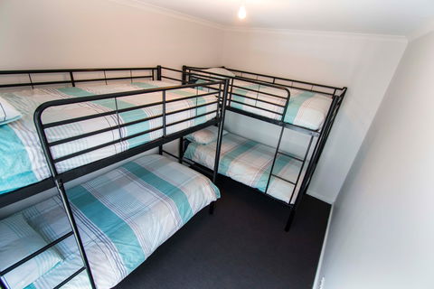 River Life - Coogee Beach Accommodation 6