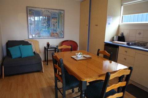 Sails On Port Sorell Boutique Apartments - Coogee Beach Accommodation 7