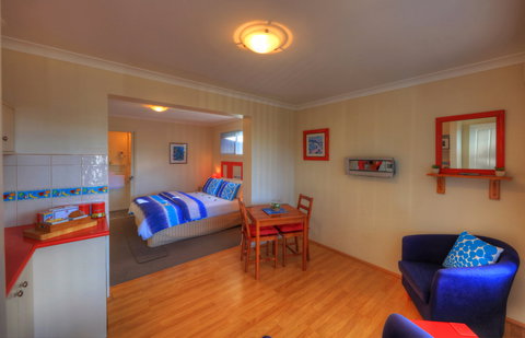Sails On Port Sorell Boutique Apartments - Coogee Beach Accommodation 9