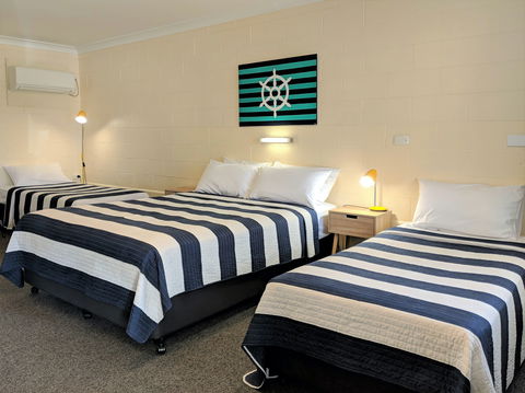 Sail Inn - Yeppoon - Coogee Beach Accommodation 2