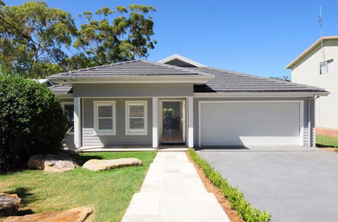 Seabreeze  Jervis Bay - Coogee Beach Accommodation 0