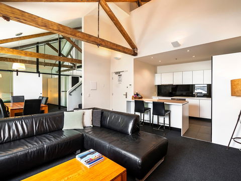 Sullivans Cove Apartments - Gibsons Mill - Coogee Beach Accommodation 6