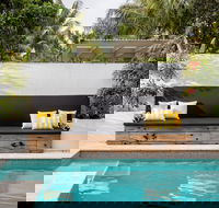 Tamarama Beach House - Coogee Beach Accommodation