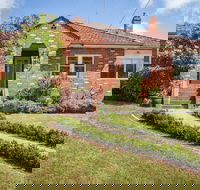 The Yellow Door Guesthouse - Coogee Beach Accommodation