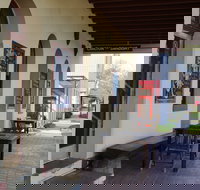 The Royal Hotel Bungendore - Coogee Beach Accommodation