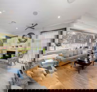 The Grey House - Coogee Beach Accommodation