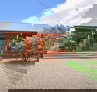 The Wooden House at 30 Delany - Coogee Beach Accommodation