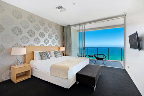 ULTIQA Air On Broadbeach - Coogee Beach Accommodation 2