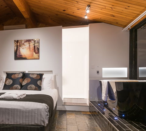 Waterfall Springs Retreat And Wildlife Sanctuary - Coogee Beach Accommodation 0