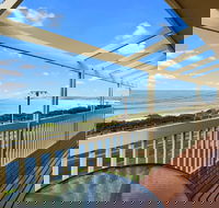 Absolute Boomer - Coogee Beach Accommodation