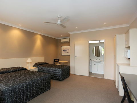 Adamstown Elizabeth Motor Inn - Coogee Beach Accommodation 1
