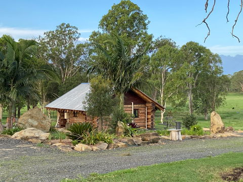 Amarina Farm Stay And Gardens - Coogee Beach Accommodation 1