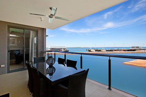 A Marina Vista - Coogee Beach Accommodation 0