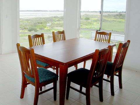 Arabesque Villa 2 - Coogee Beach Accommodation 2