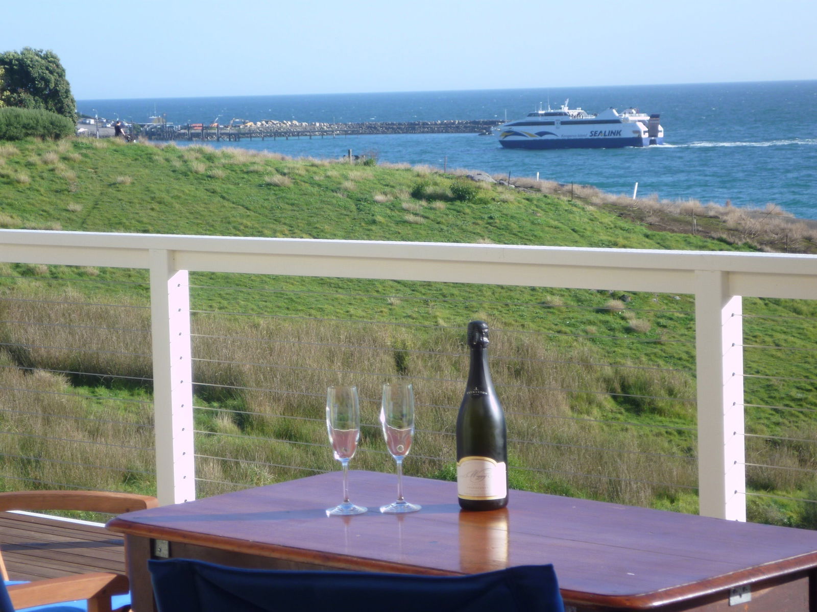 Penneshaw SA Coogee Beach Accommodation