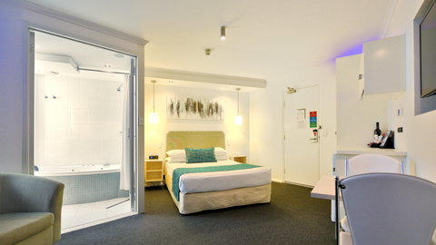 Atlantic Tower Motor Inn - Coogee Beach Accommodation 2