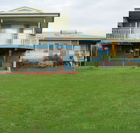 Baudins View Holiday House - Coogee Beach Accommodation
