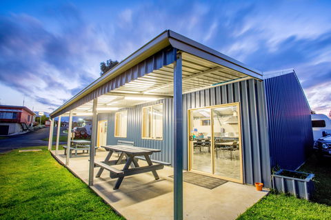 BIG4 Ulverstone Holiday Park - Coogee Beach Accommodation 2