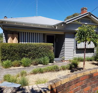 Calbung Stays - Coogee Beach Accommodation
