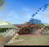 Duncan Sands - Coogee Beach Accommodation