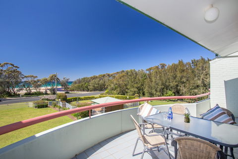 Fathoms 17 - Coogee Beach Accommodation 0