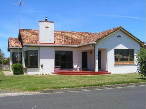 Gillian On Meylin - Coogee Beach Accommodation 0