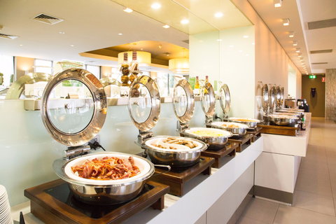 Holiday Inn Parramatta - Coogee Beach Accommodation 2