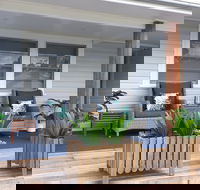 Long Jetty Lake House - Coogee Beach Accommodation