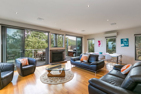 L'Vista Lorne - Coogee Beach Accommodation 0