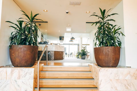 Mercure Hotel Charlestown - Coogee Beach Accommodation 1