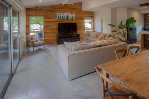 Mountain Getaway - Coogee Beach Accommodation 2