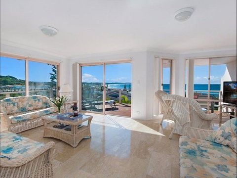 Pacific Rose - Coogee Beach Accommodation 0
