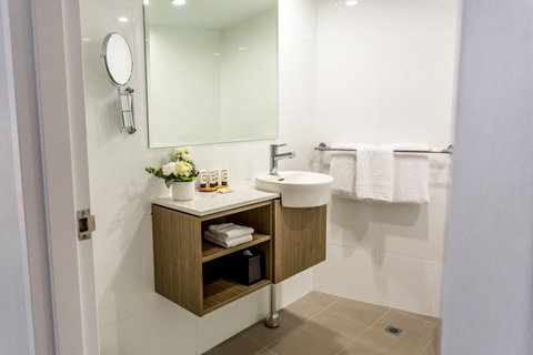 Pacific Hotel Brisbane - Coogee Beach Accommodation 2