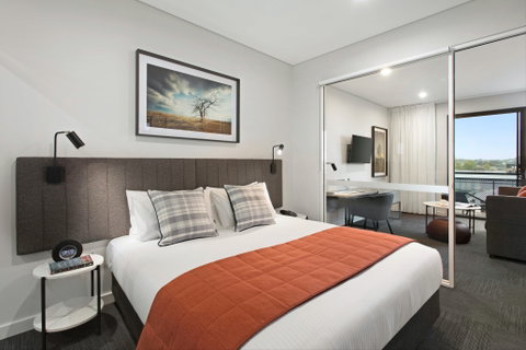 Quest Orange - Coogee Beach Accommodation 1