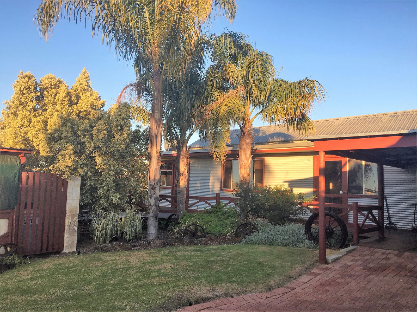Dandaragan WA Coogee Beach Accommodation