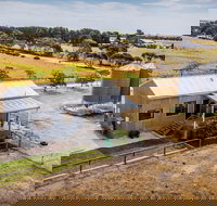 Redwing Farm Barn - Coogee Beach Accommodation