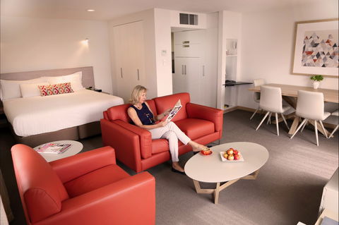 Salamanca Inn - Coogee Beach Accommodation 0