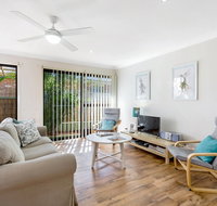 Shearwater at Shoal Bay Cottage One - Dogs Welcome - Coogee Beach Accommodation