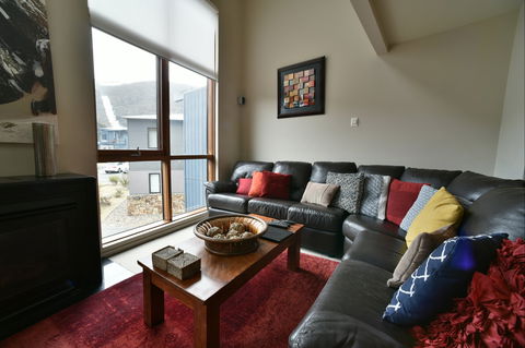 Snowstream 4 - Coogee Beach Accommodation 2