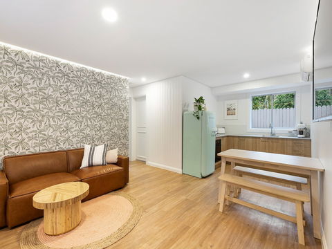 Sunset Beach - Surfside - Coogee Beach Accommodation 0